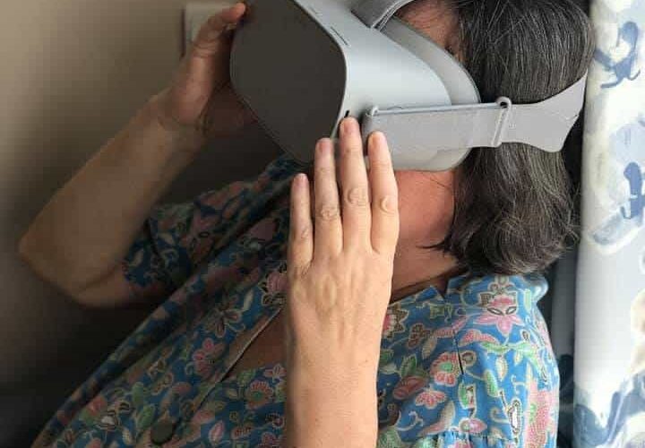 Hastings Court resident using VR headsets