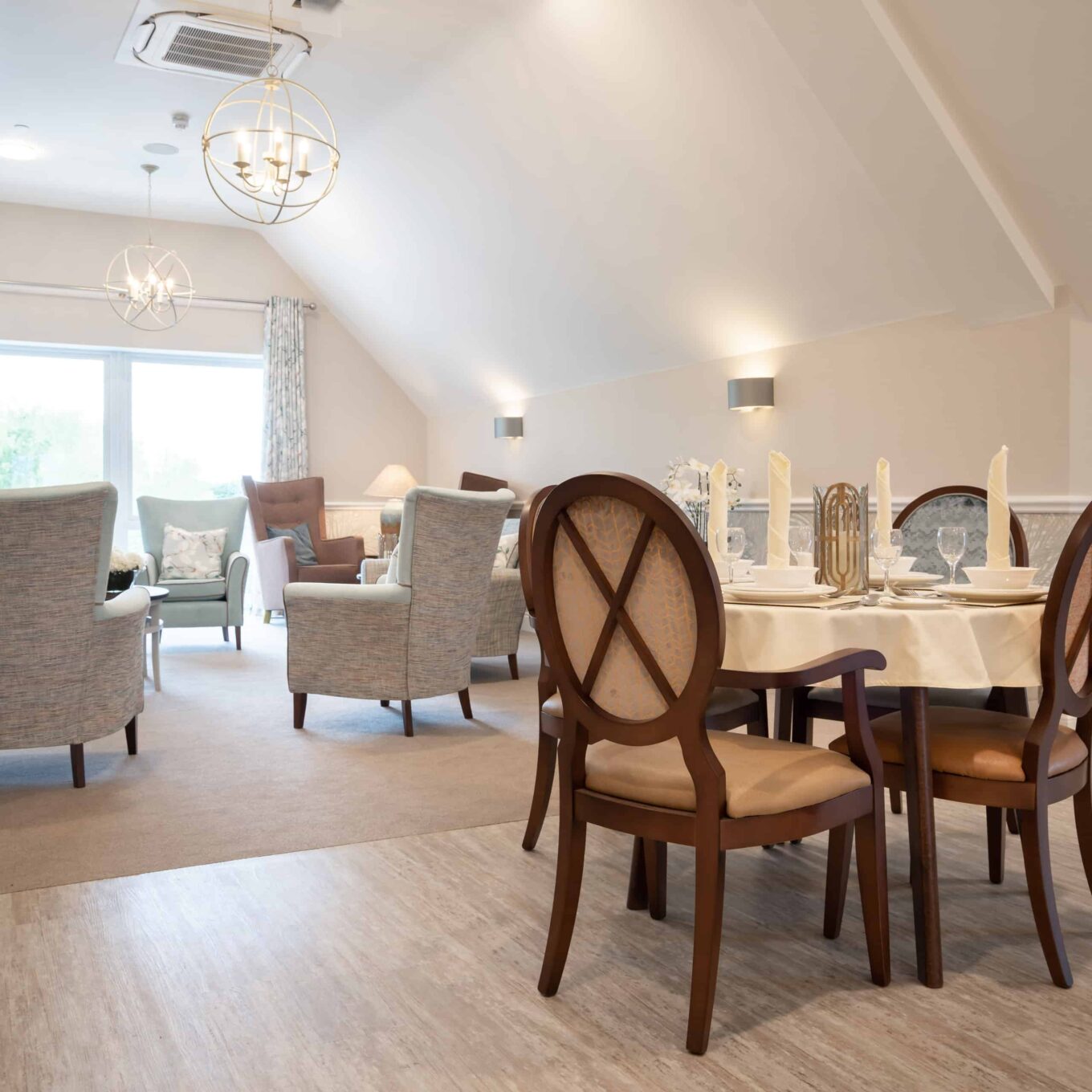 Dining and seating area at Oakland Care Home in Wantage